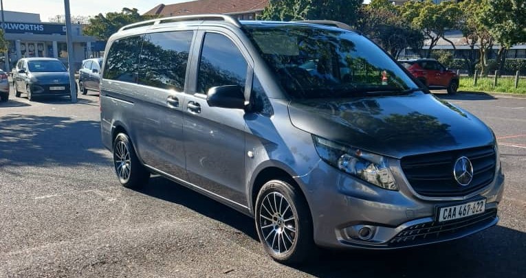 Mercedes-Benz Vito Side View